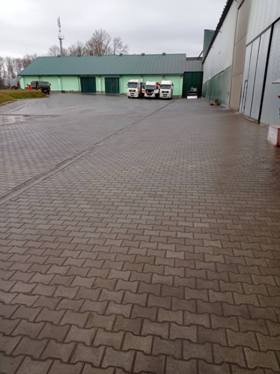 Тротуарна плитка Бордюри Водозливи Будинкові блоки Козова