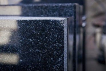 Пам`ятники надгробні з граніту Гранітні вироби Тернопіль Гуртівня