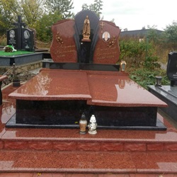 Пам`ятники надгробні з граніту
