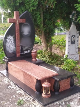 Пам'ятники з граніту Збараж
