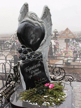 Памятники