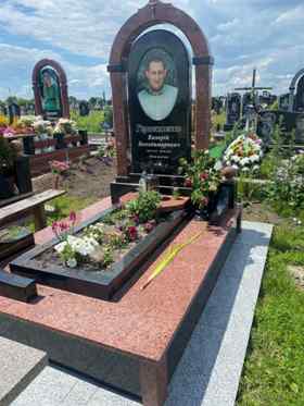 Бердичів Світ каменю Гранітні пам`ятники Вироби з граніту